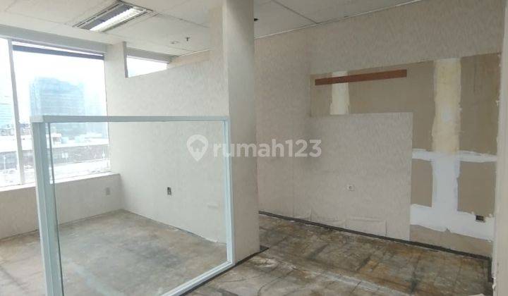 Sewa Kantor di Kuningan, Jakarta Selatan 114m2 Partisi 150k Nego 2