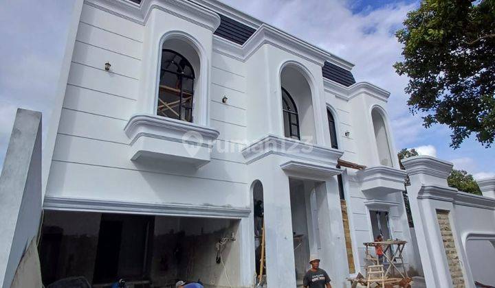 Rumah Mewah Andar, Luas,private Pool,selangkah Ke Toll 1