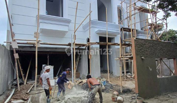 Rumah Mewah Andar, Luas,private Pool,selangkah Ke Toll 2