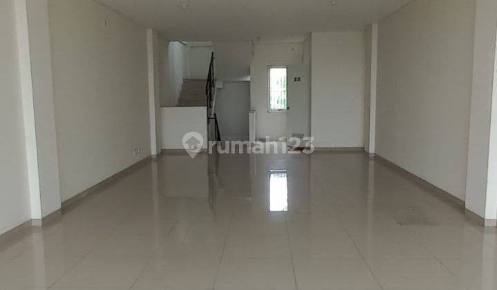 Dijual Murah Ruko Terrace 9, Suvarna Sutera. Lokasi strategis dan ramai, dekat dengan sekolah Laurensia dan Pasar delapan serta di kelilingi dengan komplek perumahan. 1