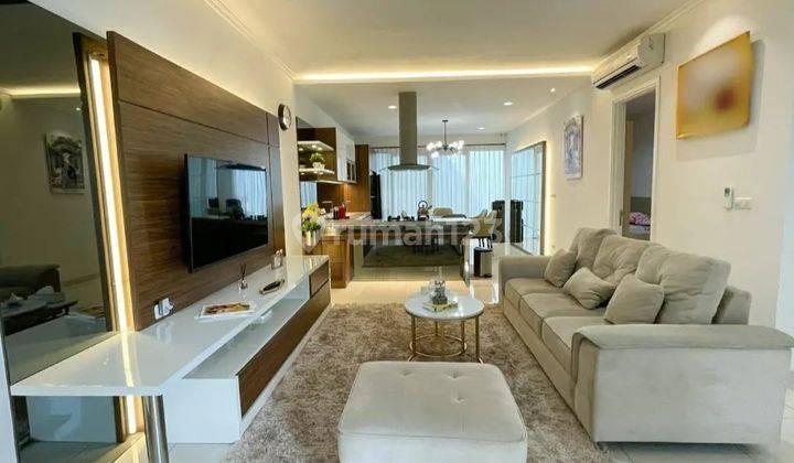 Dijual Rumah Cantik Sudah Renovasi dan Full Furnish, lokasi sangat strategis dekat Tol, Mall, Sekolah, dan pasar modern.  2