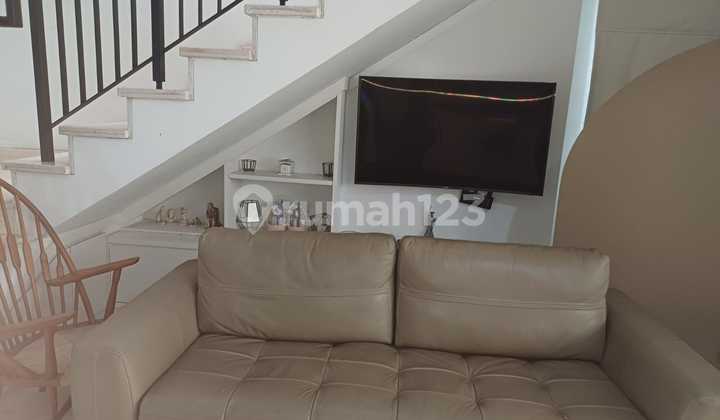 Rumah Bagus Furnished Di River Valley Lebak Bulus 2