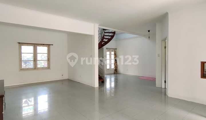 Nice House Ready to Occupy in Cipete. 2