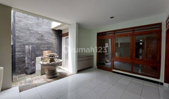 Rumah Siap Huni di Kebayoran Baru dekat Blok M 3