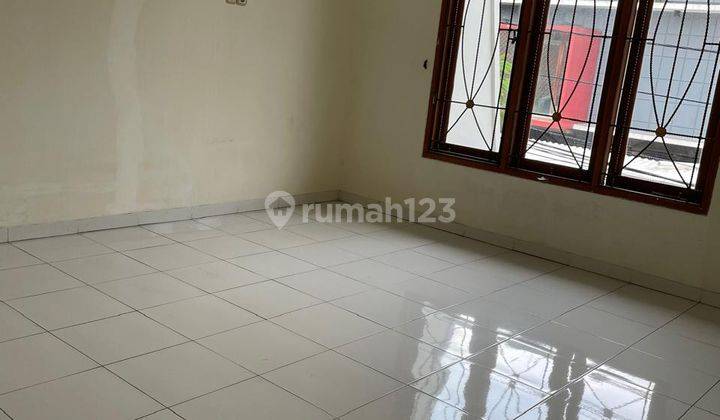 Rumah Siap Huni Di Dekat Blok M 2