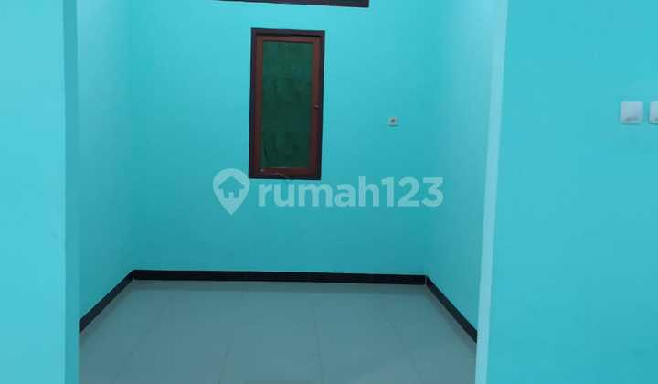 Ready-to-Occupy House in Cipete 2