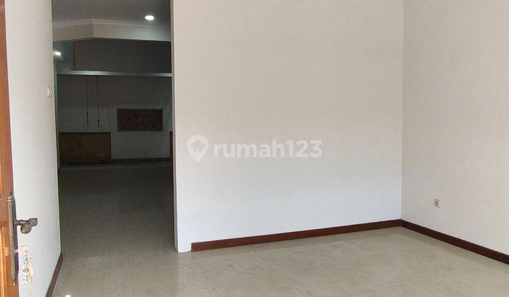 Rumah Siap Pakai Di Pondok Indah 2