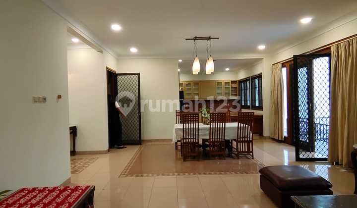 Rumah Siap Huni di Pondok Indah 2