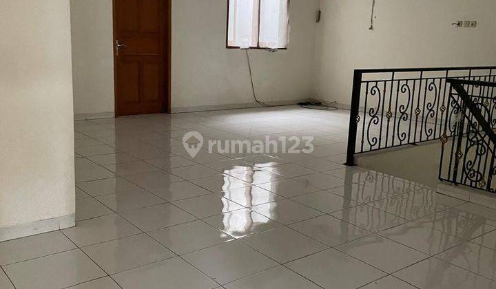 Rumah Siap Huni Di Dekat Blok M 1