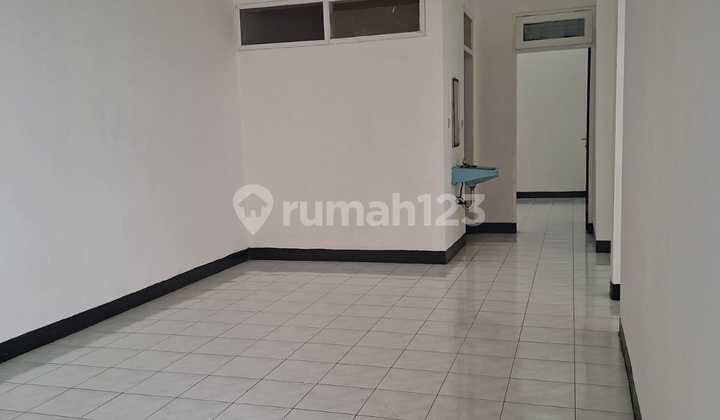 Rumah Siap Huni di Lebak Bulus
