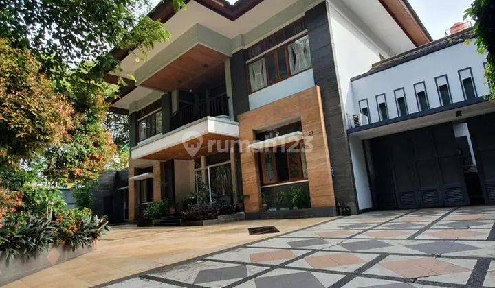 DISEWAKAN RUMAH KANTOR PUSAT KOTA BANDUNG RIAU RE MARTADINATA 1