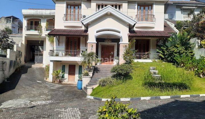 DIJUAL RUMAH ALAMANDA TUBAGUS ISMAIL KOTA BANDUNG DAGO 1