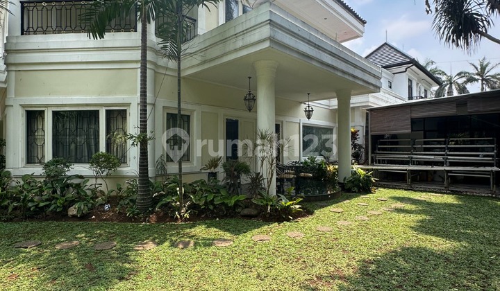 Dijual Rumah Bagus Siap Huni di Jl. Wijaya, Jakarta Selatan