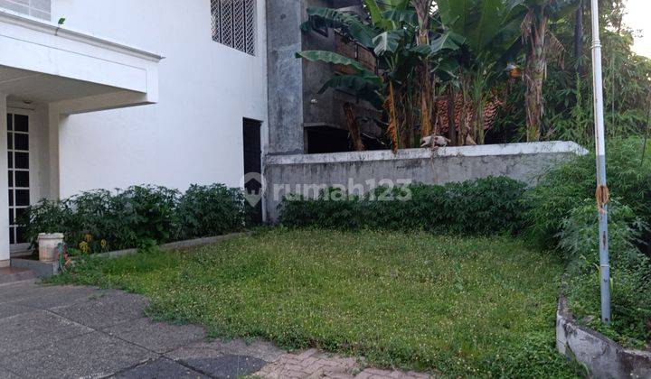 Dijual/Disewakan Rumah 2 Lantai Dekat Halte Busway Mampang 2