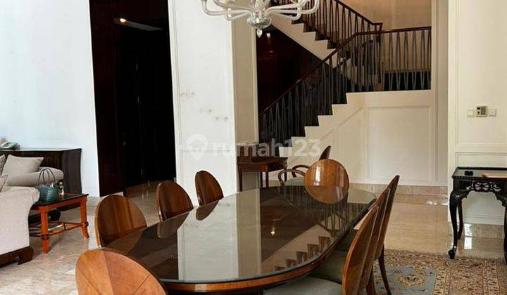 Tinggal Nyaman Berkelas di Pakubuwono Town House 8