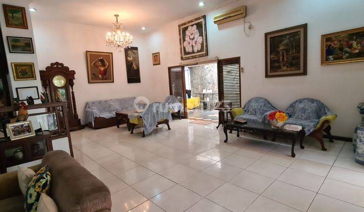 Dijual Rumah Tinggal Luas di Kemang Timur Jakarta Selatan 1