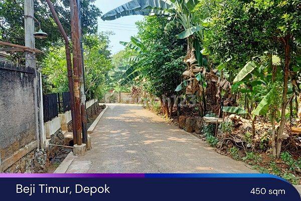 Dijual Cepat Rumah Lama Hitung Tanah di Beji Timur, Depok 2