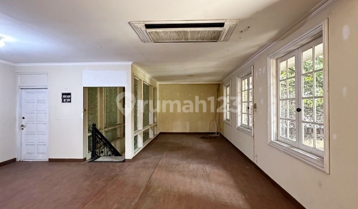 Dijual Rumah 2 Lantai di Menteng, Jakarta Pusat 2