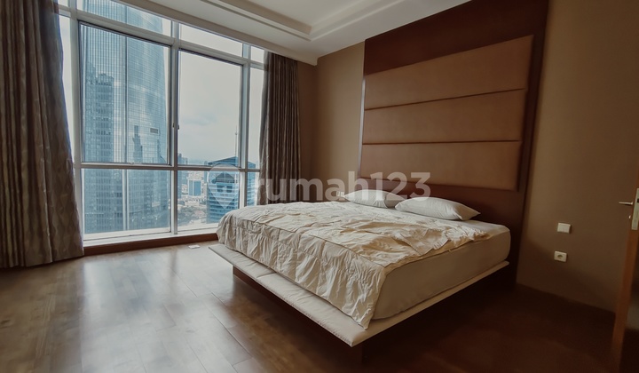 Disewakan Oakwood Premier Cozmo, Mega Kuningan, 3Br High Floor Disewakan Oakwood Premier Cozmo, Mega Kuningan, 3Br High Floor