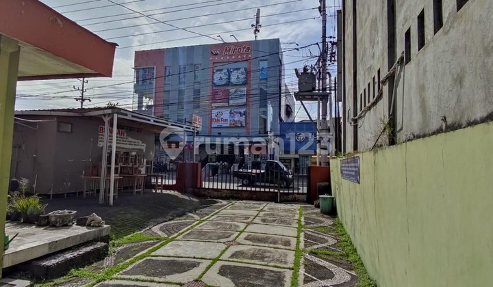 Turun Harga Dijual Rumah di Pinggir Jalan Kaliurang Jogjakarta 2