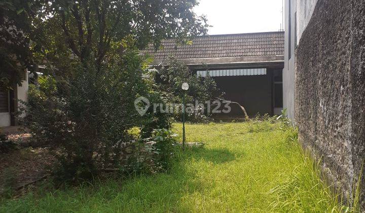 Dijual Rumah Tinggal 2 Lantai di Condet Raya 2