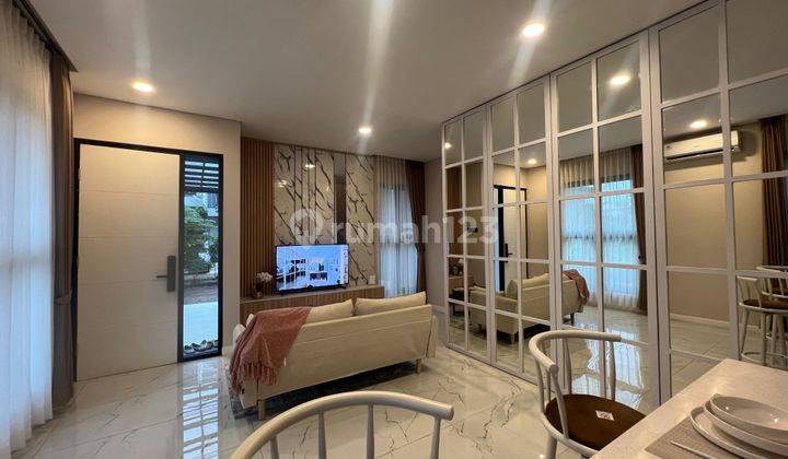 Dijual Rumah 2 Lantai di Bella Casa Depok 1