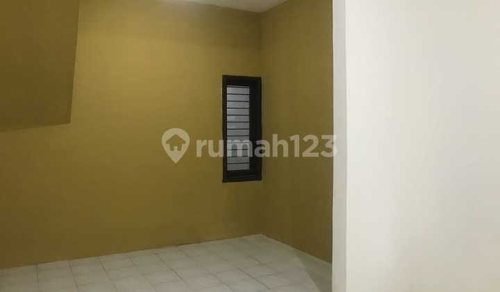 Dijual Rumah Strategis di Ciganjur, Jakarta Selatan 2