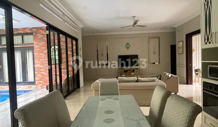 Dijual Rumah Mewah 2 Lantai Siap Huni di Kebayoran Baru 