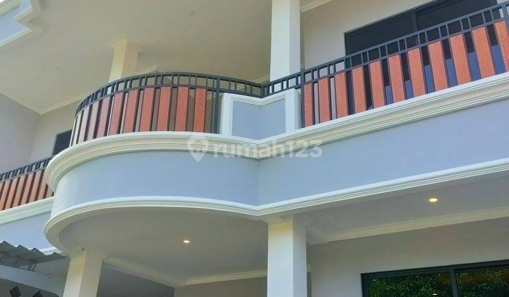 Rumah Mewah Harga Murah Baru Renovasi Megah Dan Canrik  2