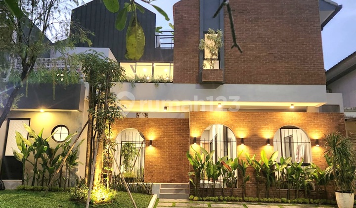 Rumah Mewah The Green Banyan Ville Bsd 3 Lantai Lingkungan Asri