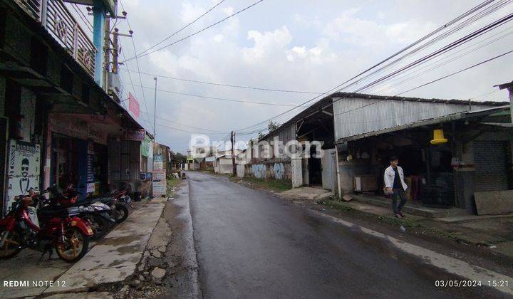 RUMAH 1 LANTAI DI PINGGIR JALAN BENTENG 2