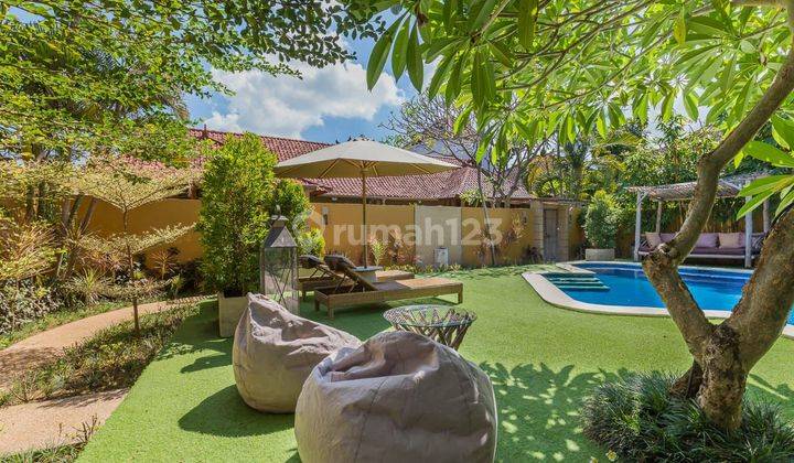 1BR Villa With Sharing Pool , 5 Minutes To Seminyak Beach Bali 2