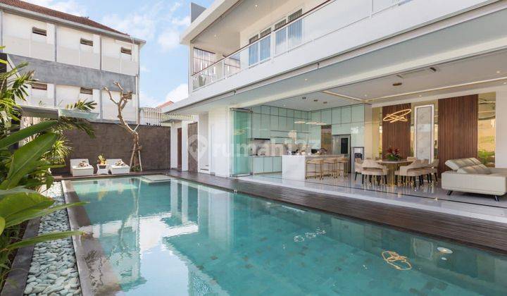 NEW VILLA 4BR MODERN STYLE LOCATED NEAR LEGIAN BEACH KUTA - BALI 2