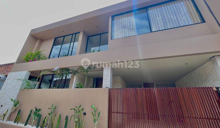 New Villa Modern Tropical With High Quality At Canggu Bali 1