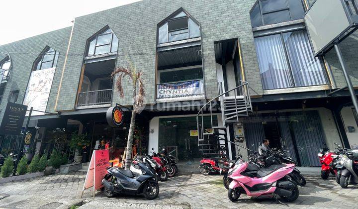 3 Floors Shophouses At Strategic Area Of Canggu Bali 2