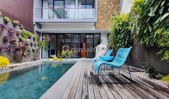 Modern Villa 2br With Rice Field View In Canggu Bali 1