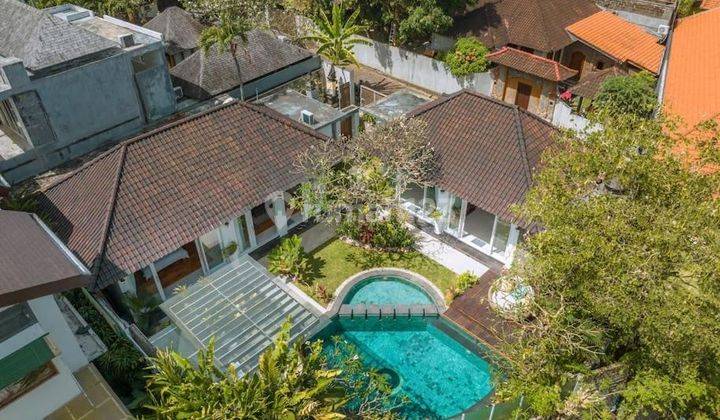  Stunning Luxury Villa 3br In Berawa Beach Canggu Bali 1