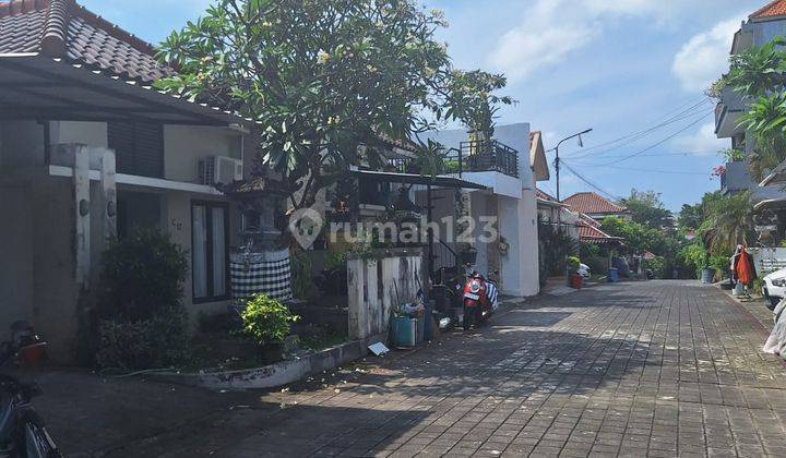 Minimalist House in Kerobokan Residential Area Near Canggu Bali 1