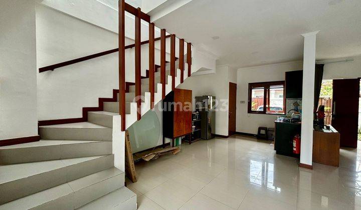 MINIMALIST 3BR VILLA AT KEROBOKAN NEAR SEMINYAK AND CANGG BALI 2