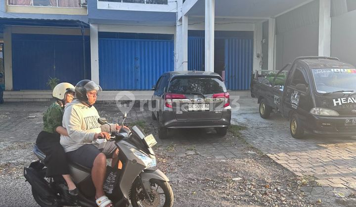 CHEAP 3-STORY RUKO LOCATED IN THE CITY CENTER OF PEMOGAN, CLOSE TO TEUKU UMAR, DENPASAR, BALI 1