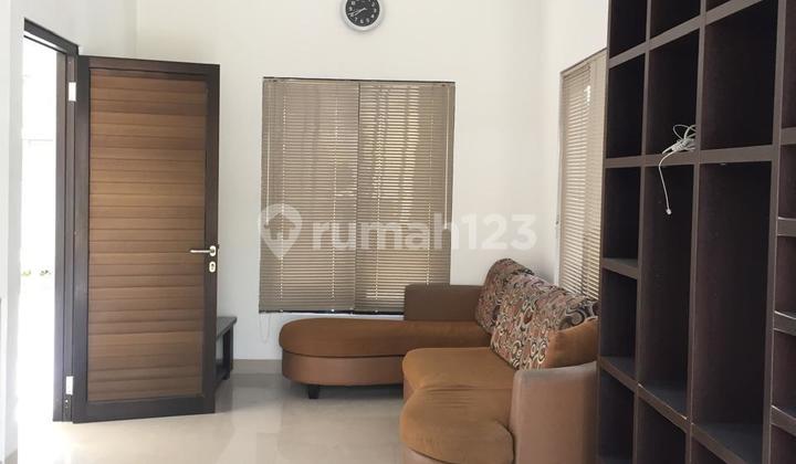 RUMAH MINIMALIST 2 LANTAI DIPERUMAHAN ONE GATE JIMBARAN BALI RUMAH MINIMALIST 2 LANTAI DIPERUMAHAN ONE GATE JIMBARAN BALI