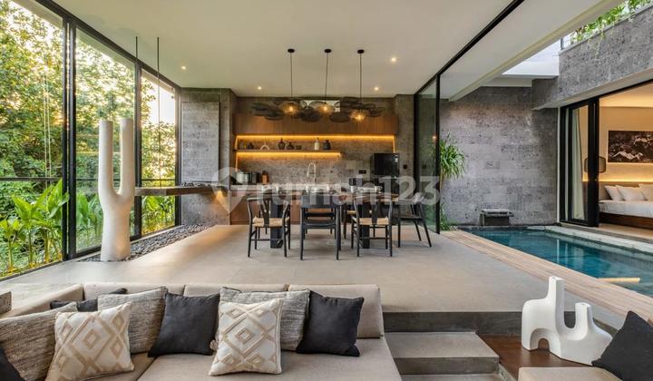 LEASEHOLD 25YEARS BEAUTIFUL MODERN VILLA AT BERAWA CANGGU BALI