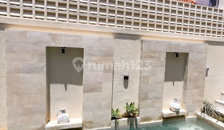 BRAND NEW MINIMALIST VILLA LOCATED IN MUNGGU NEAR CANGGU BALI