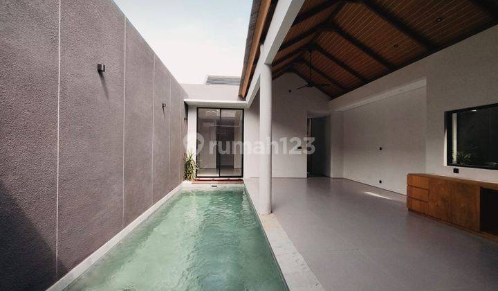 Luxury Modern Leasehold 2b Villa Available In Sanur Bali 1