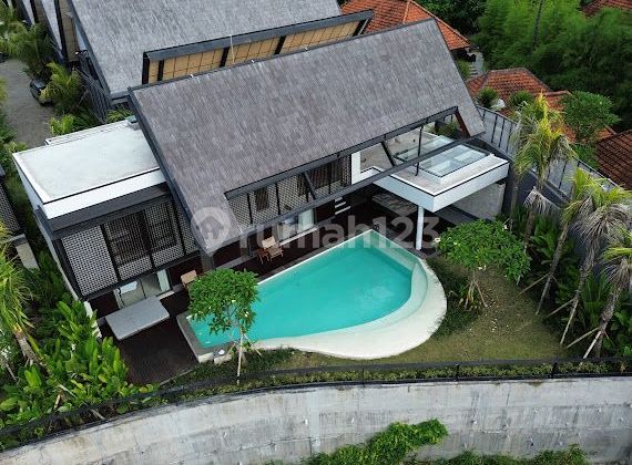 Brand New Modern Luxury Villa 5Br In Premium Area Of Padang Linjong Canggu Bali