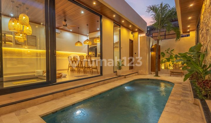 Modern Tropical 2 Bedroom Villa in Padonan, Canggu, Bali