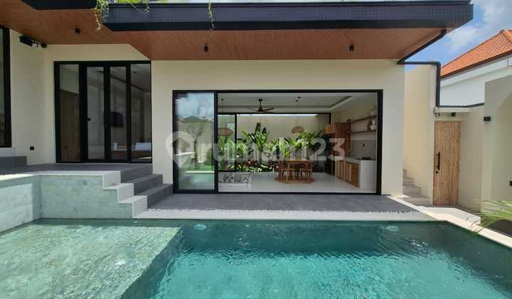 BRAND NEW MODERN TROPICAL VILLA AT MUNGGU NEAR CANGGU BALI