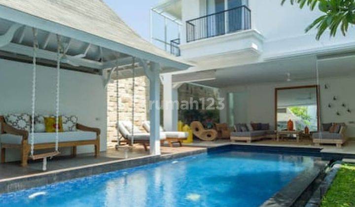 Luxury Modern Style Villa Close To Berawa Beach Canggu Bali 1