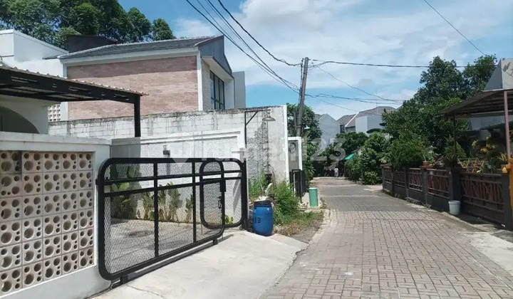 Sell House in Bumi Puspitek Asri Adjacent to BSD 2