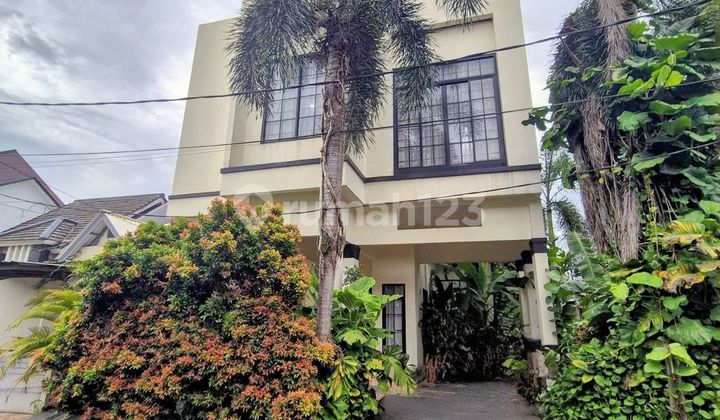 Dijual Rumah Posisi Hook di Serpong Park